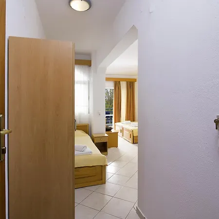 公寓式酒店 Maria - Renovating Brand New For 2026 波托什