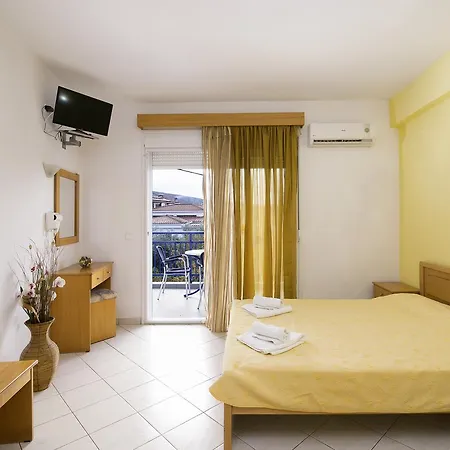 Maria - Renovating Brand New For 2026 3* Potos