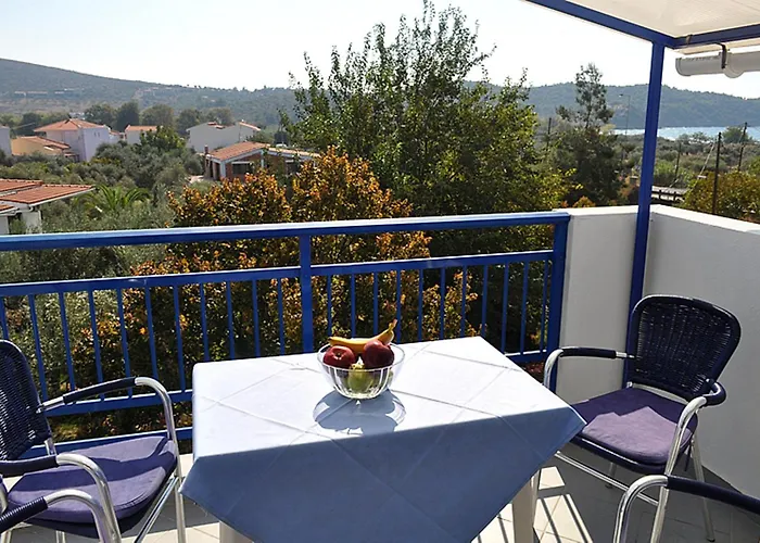 Maria - Renovating Brand New For 2026 波托什